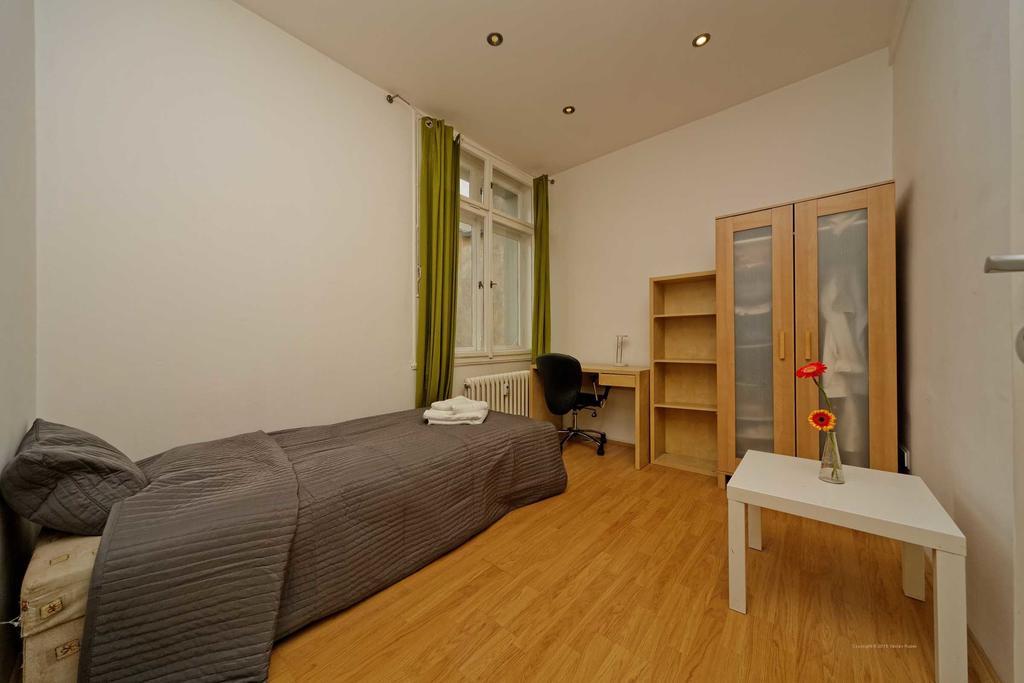 Apartments Vorsilska Prága Szoba fotó