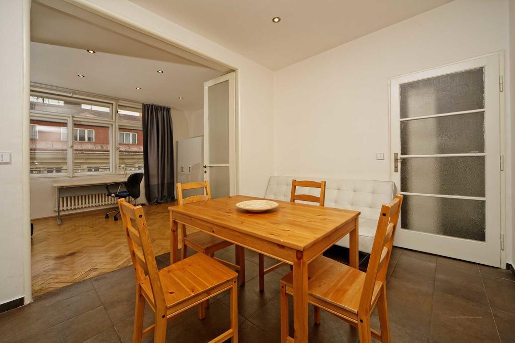Apartments Vorsilska Prága Szoba fotó
